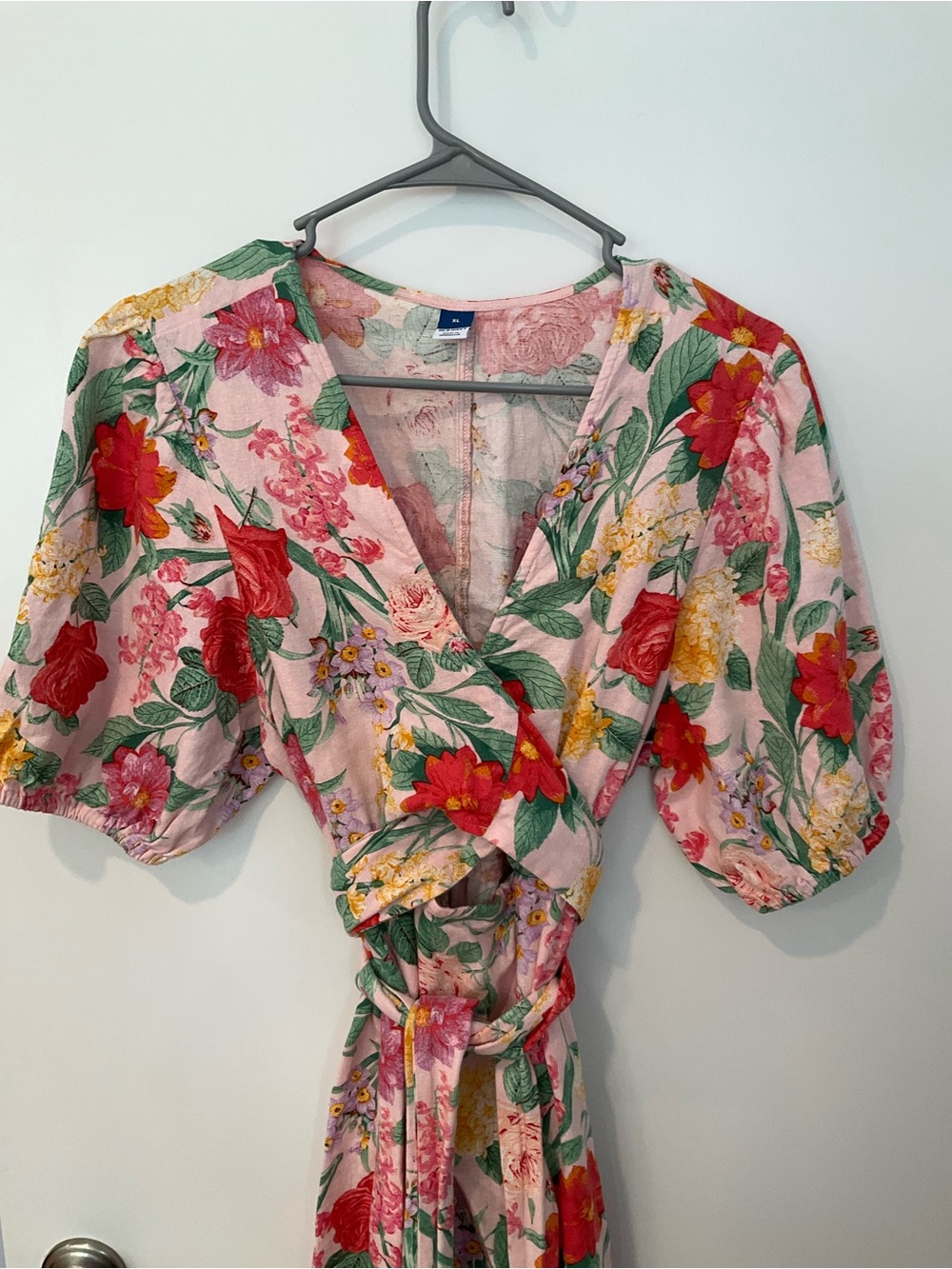 Old Navy Pink Floral Wrap Maxi Dress linen blend (NWT Never worn)